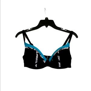 Mazu Swim bikin top